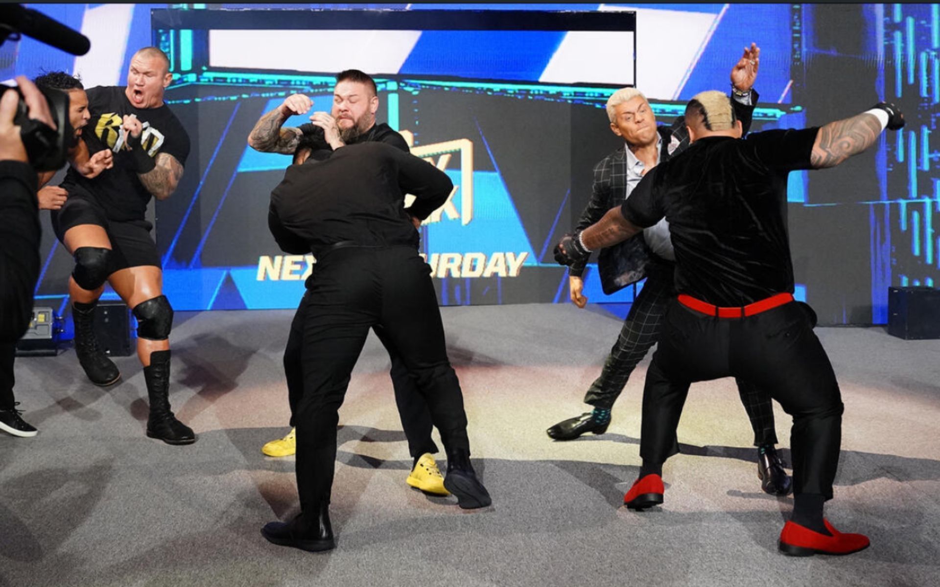 Cody Rhodes, Randy Orton and Kevin Owens brawl with The Bloodline on SmackDown (Credit: WWE) 