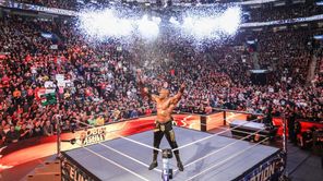WWE छोड़ने की अटकलों के बीच बॉबी लैश्ले को लेकर आया बड़ा बयान, दिग्गज ने खराब बुकिंग के लिए कंपनी को लगाई लताड़