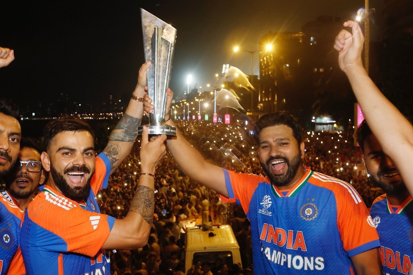 team india t20 world cup trophy photo