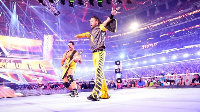 6 महीने पहले रेसलिंग से रिटायरमेंट लेने वाले पूर्व WWE सुपरस्टार ने अपनी फीजिक से ढाया कहर, छोटी दाढ़ी मूंछ में पहचानना हुआ मुश्किल