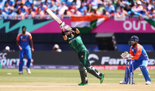 Mohammad Rizwan batting against India. (Credits: Getty)