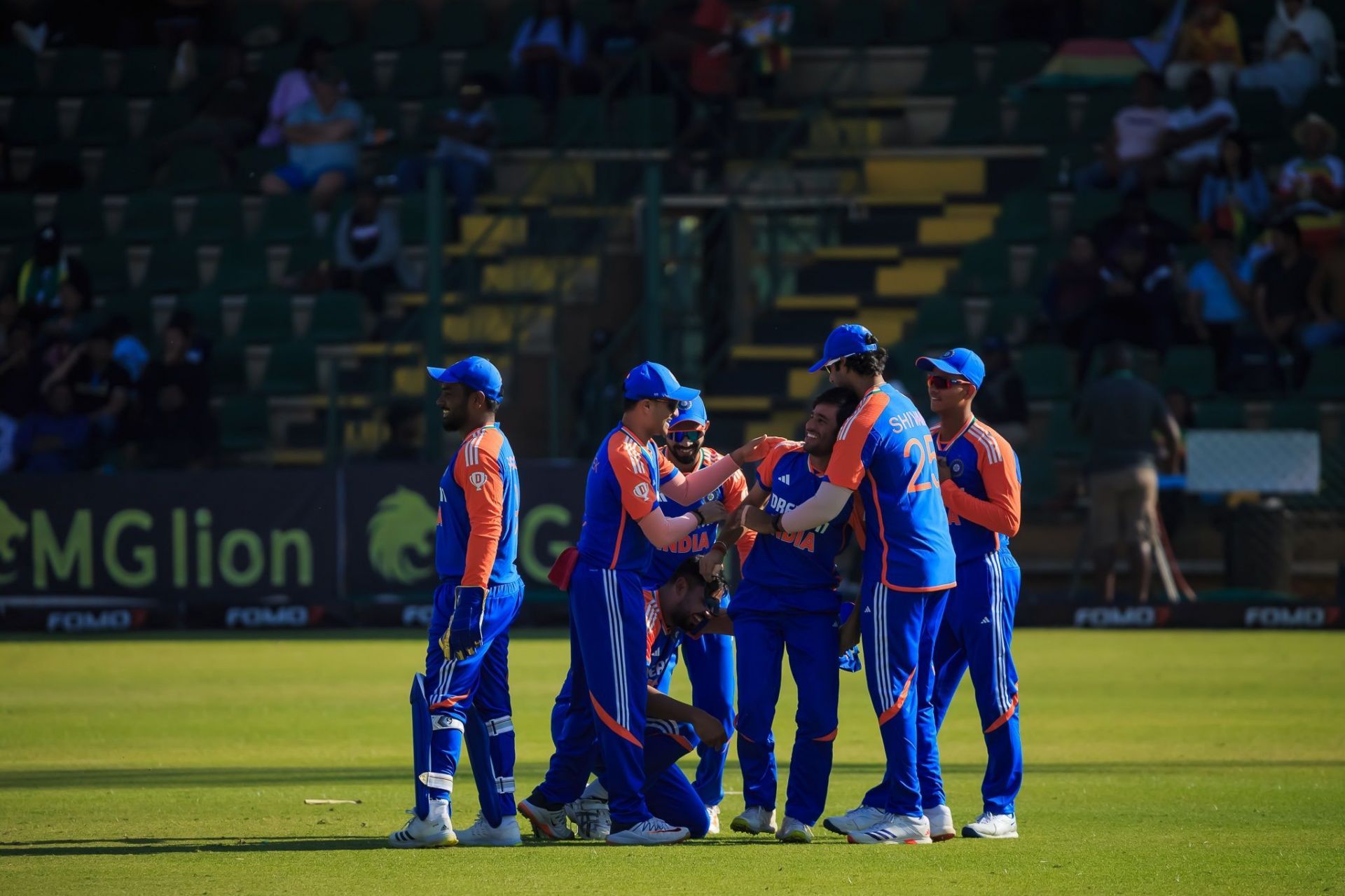 Ravi Bishnoi took a spectacular catch off Avesh Khan&#039;s bowling to dismiss Brian Bennett. [P/C: BCCI/X]