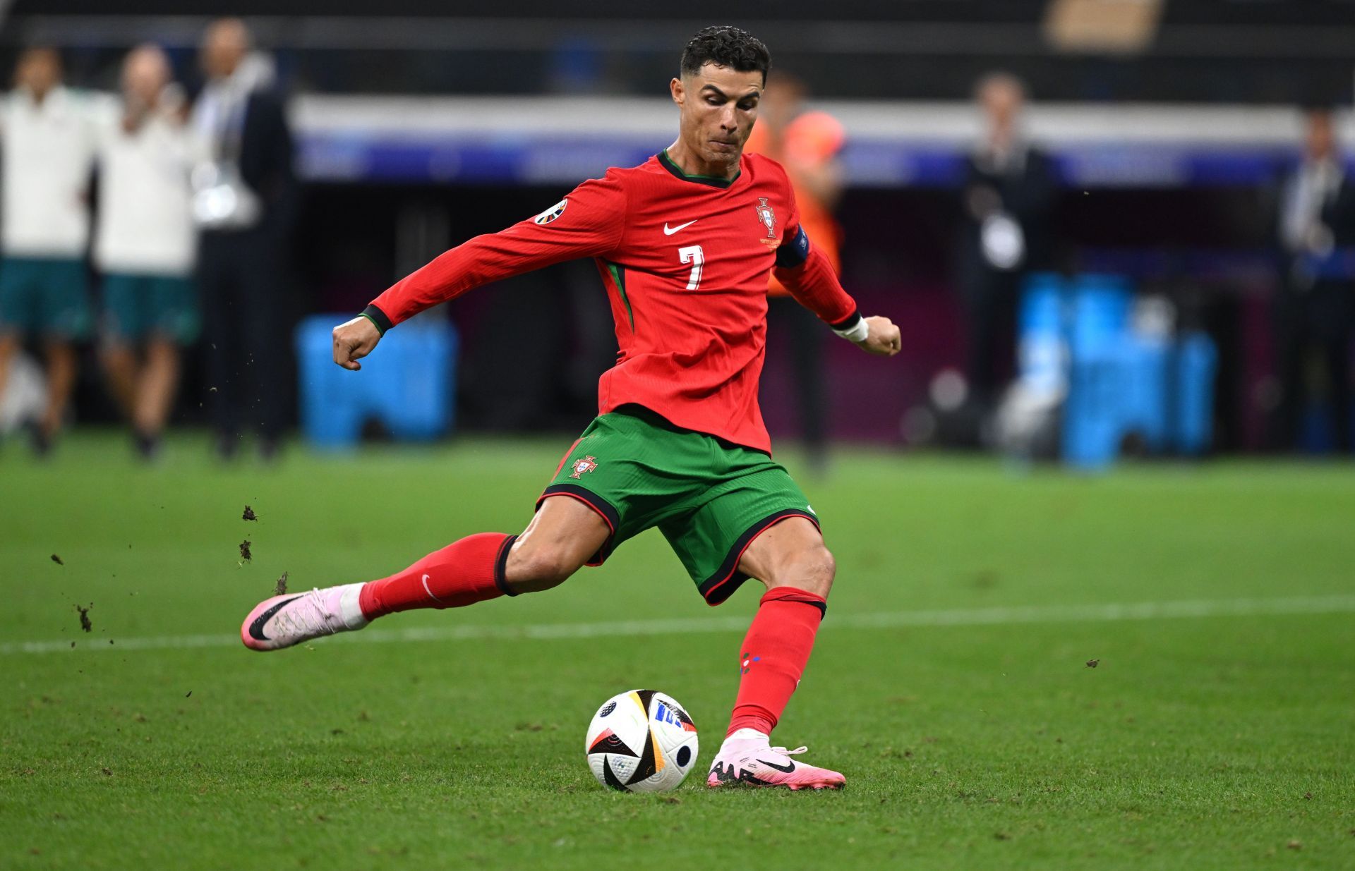 Portugal star claims team 'will do everything' in their power to win