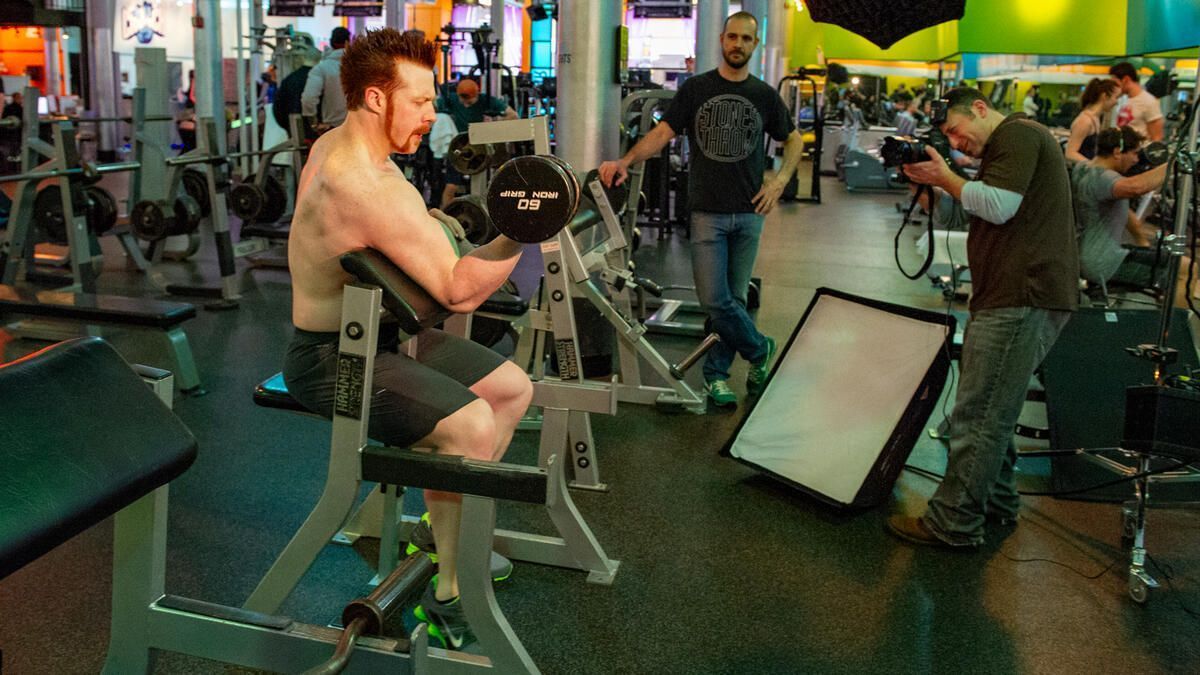 WWE Superstar Sheamus working out (Photo Courtesy: WWE.com)