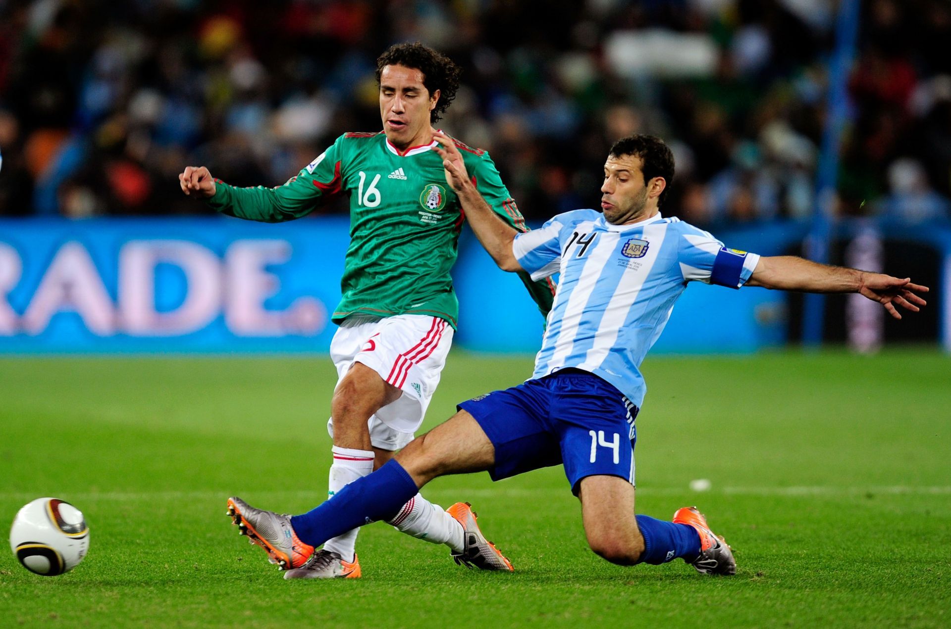 Argentina v Mexico: 2010 FIFA World Cup - Round of Sixteen (Photo by Jamie McDonald/Getty Images)