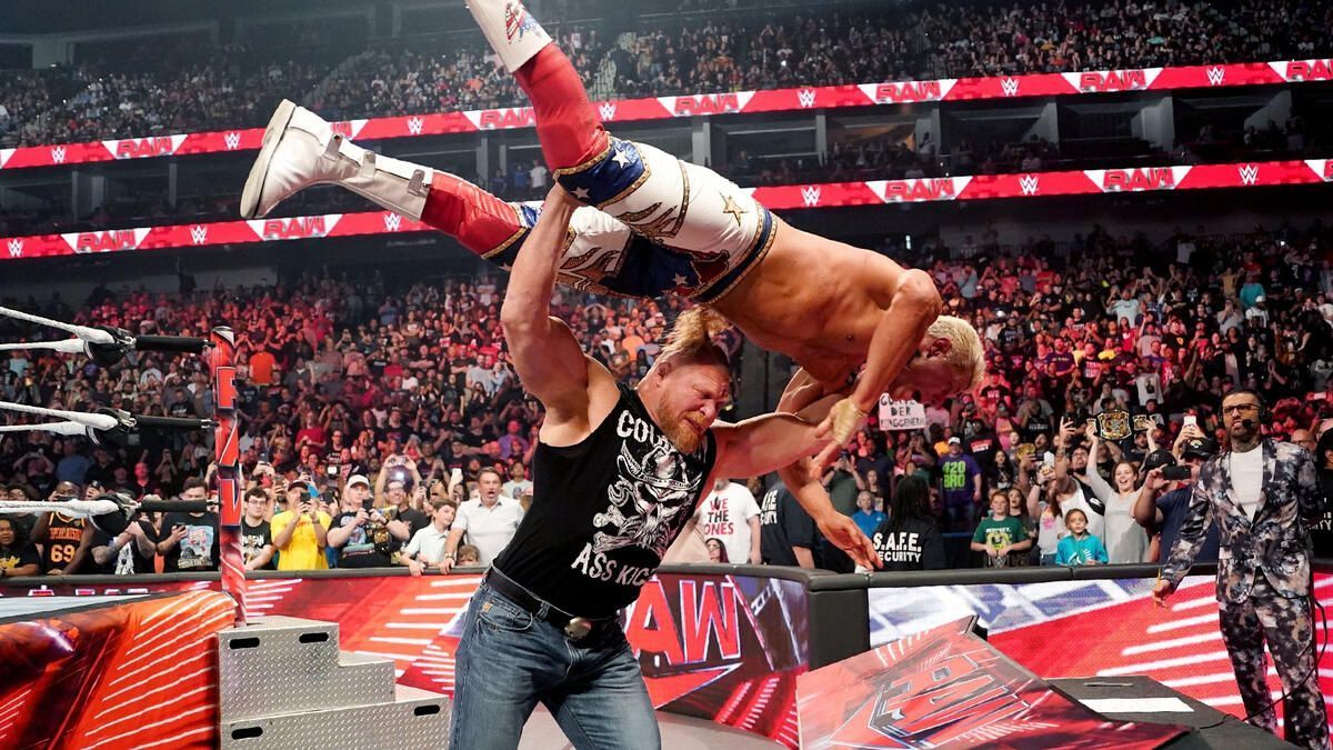 WWE में ब्रॉक लैसनर की वापसी नहीं होने का कारण आया सामने (Photo: WWE.com)