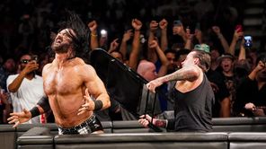 WWE ने सस्पेंड किए गए पूर्व चैंपियन की वापसी का किया ऐलान, Raw में लिया जाएगा बहुत बड़ा फैसला, CM Punk को भी दी गई चेतावनी