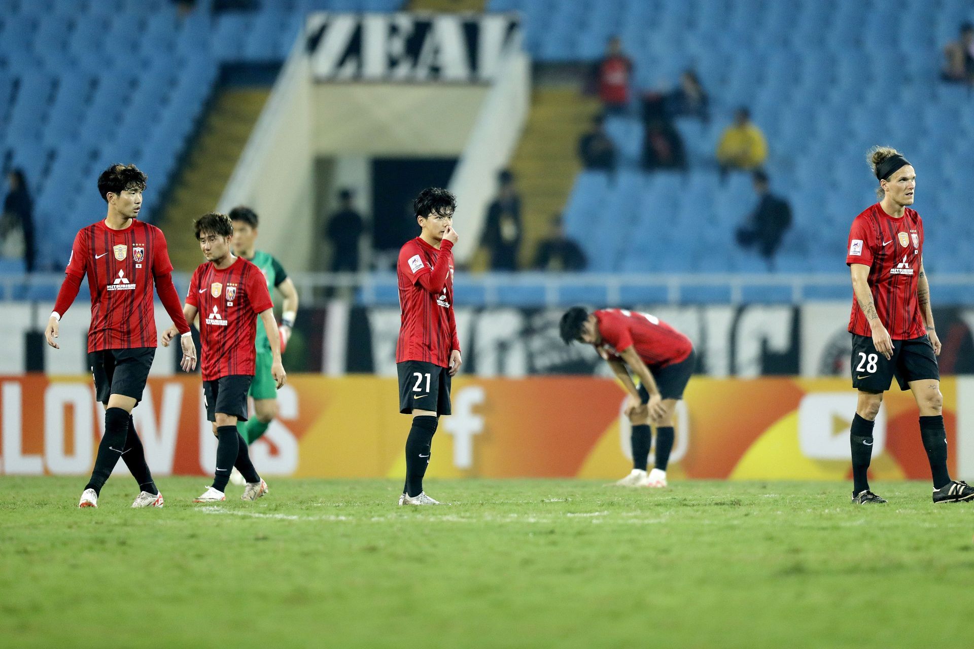 Hanoi FC v Urawa Red Diamonds - AFC Champions League Group J