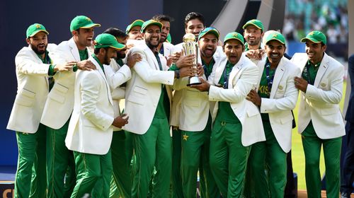 Pakistan celebrate their Champions Trophy win. (Credits: Getty)