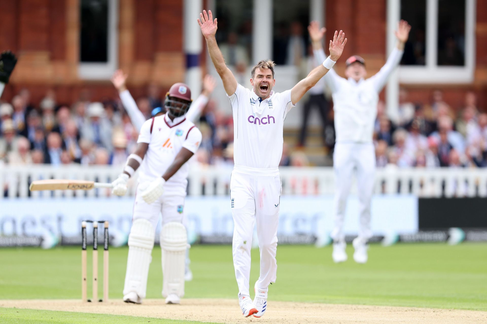 Jayden Seales&#039; DRS review went in vain against James Anderson. (Credits: Getty)