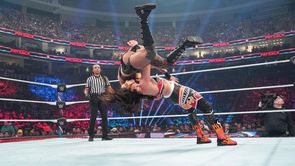 WWE में जल्द होगी पूर्व चैंपियन की धमाकेदार वापसी? 150 दिनों पहले लड़ा था आखिरी मैच, जानिए कब तक होगा रिटर्न