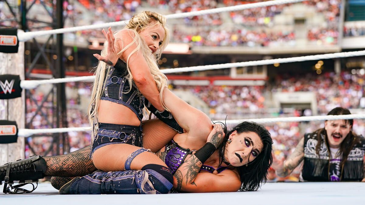 Liv Morgan and Rhea Ripley going at it. [Image credits: wwe.com]