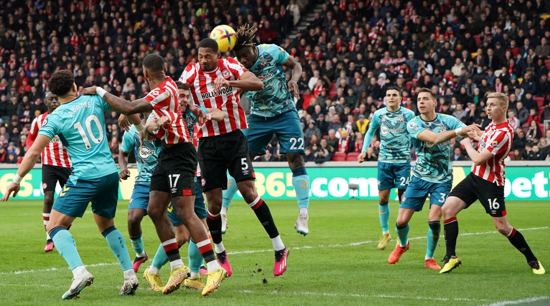 Brentford FC v Southampton FC - Premier League - Source: Getty