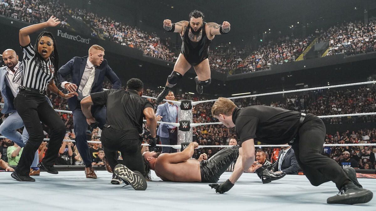 Bronson Reed brutally attacked Seth Rollins on WWE RAW (Image credit: WWE.com)