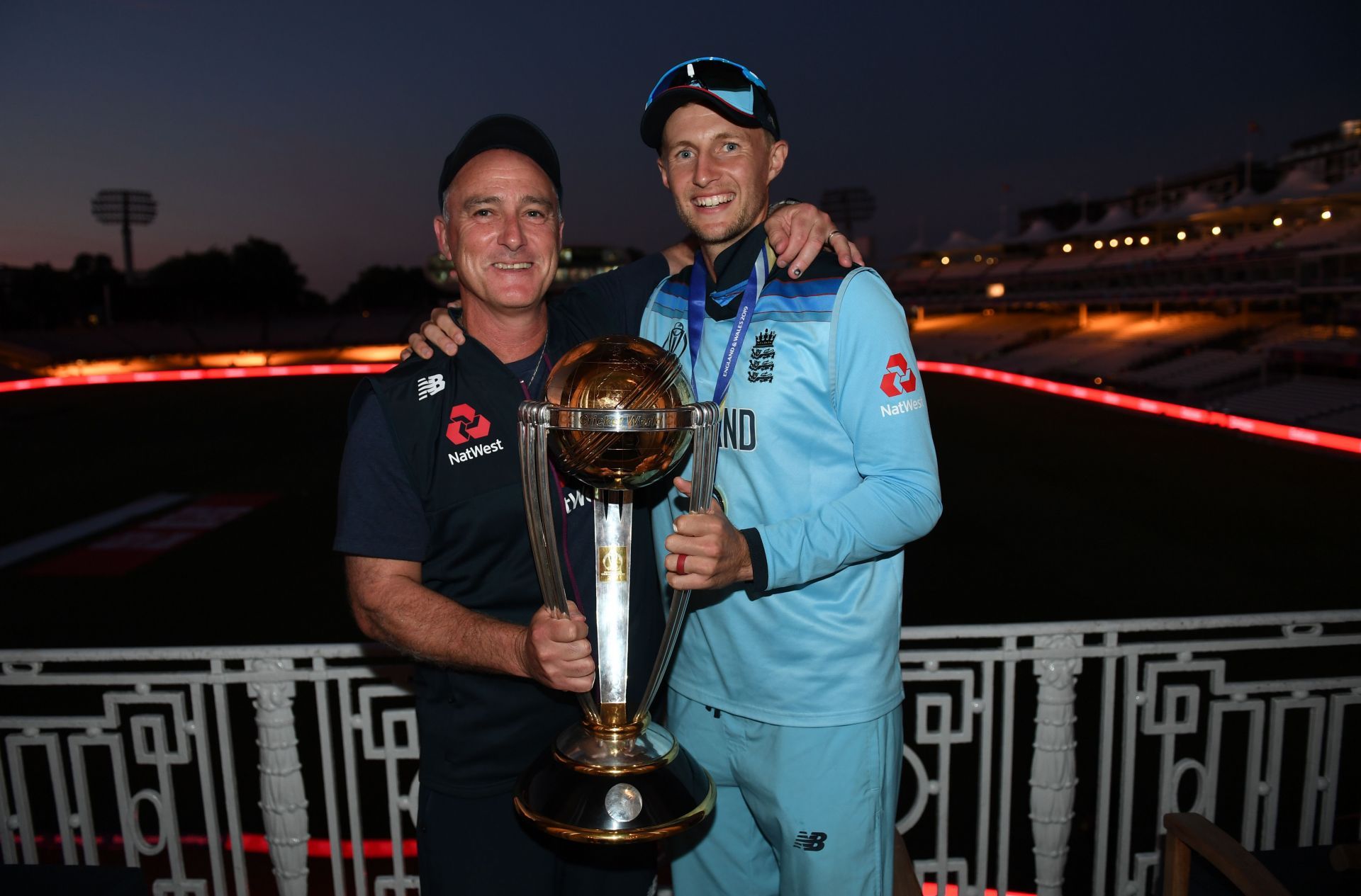 Graham Thorpe and Joe Root. (Credits: Getty)