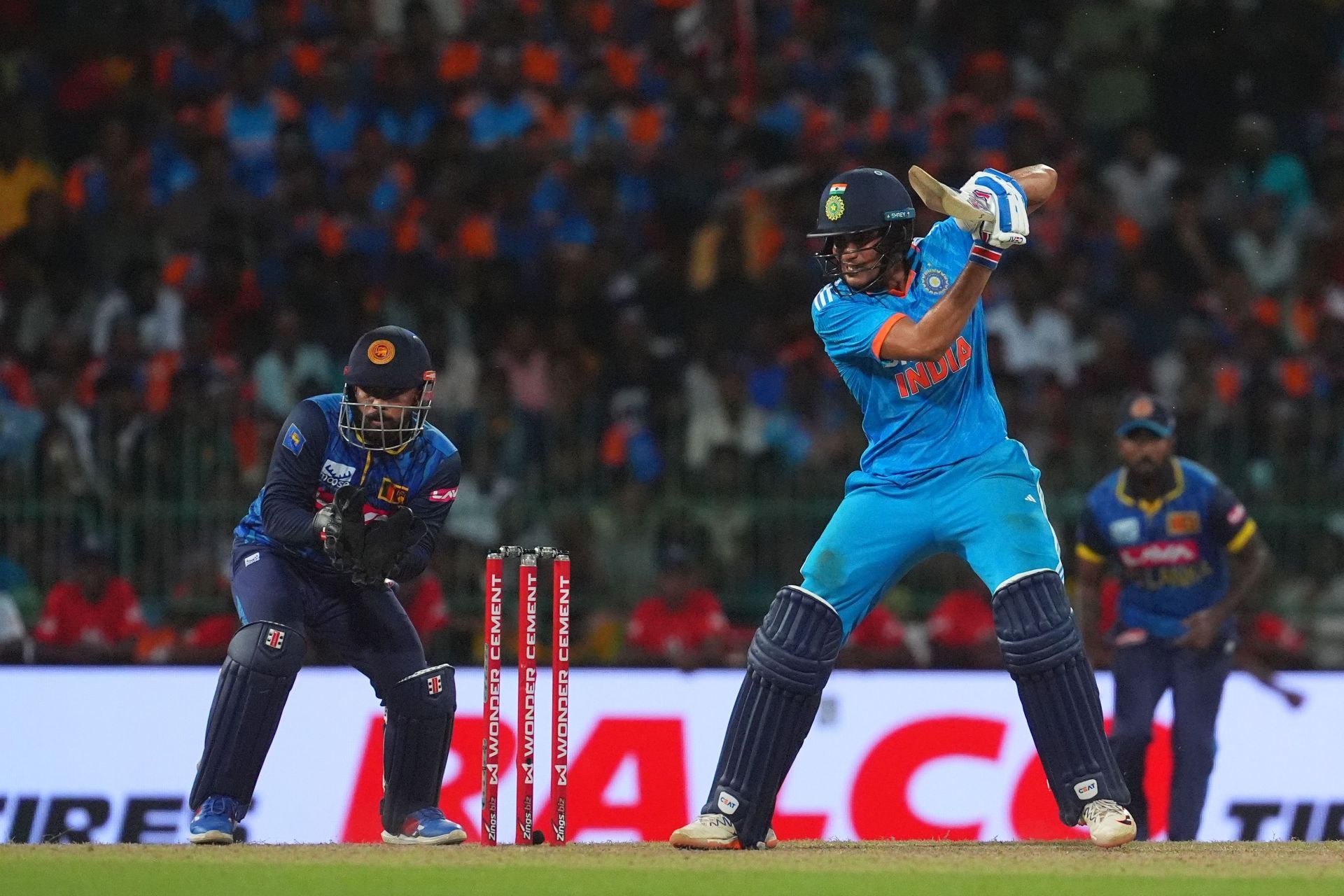 [Watch] Shubman Gill dismissed cheaply in the 3rd ODI between Sri Lanka