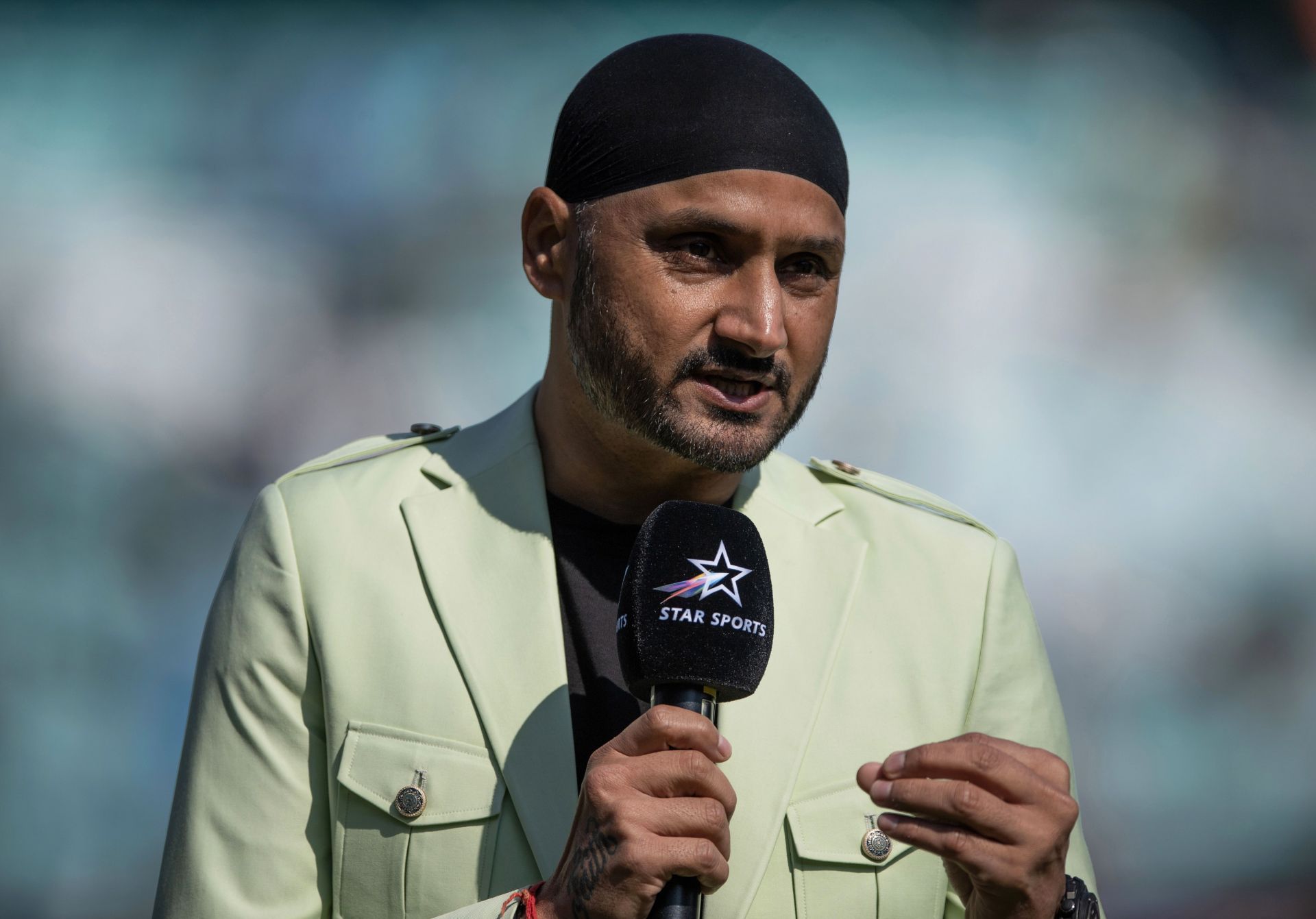 “Sports unite everyone” Harbhajan Singh mistakenly reacts to Pakistan