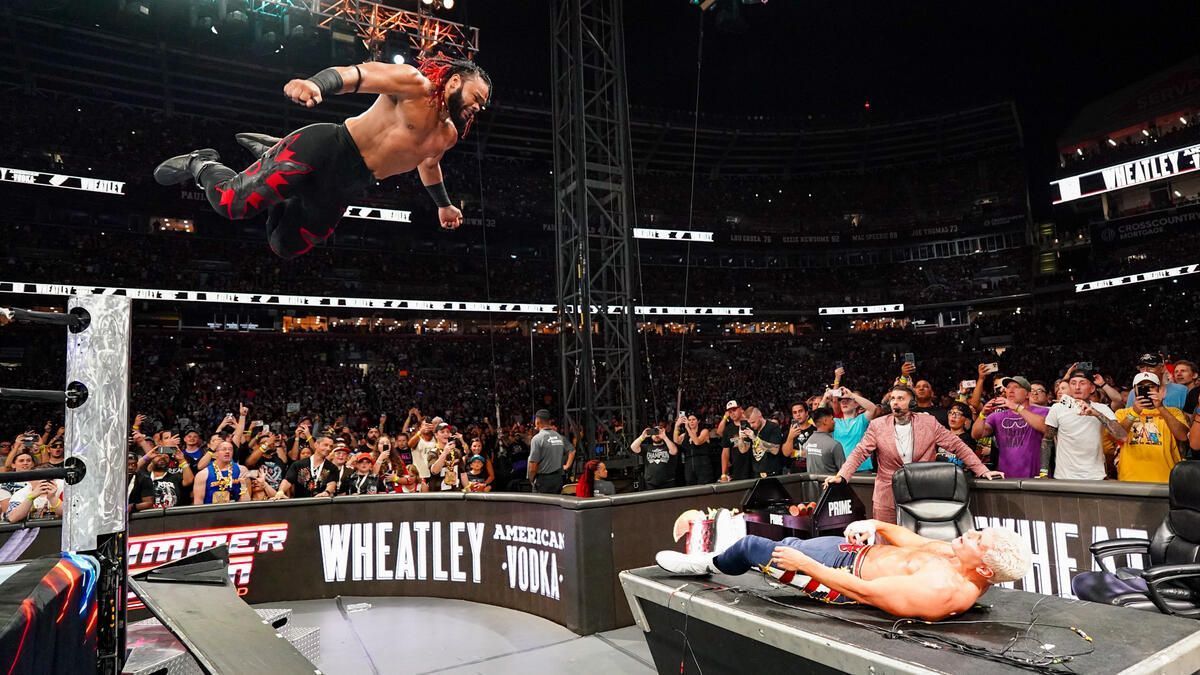 WWE SummerSlam में जेकब फाटू काफी दर्द में दिखे थे (Photo: WWE.com)