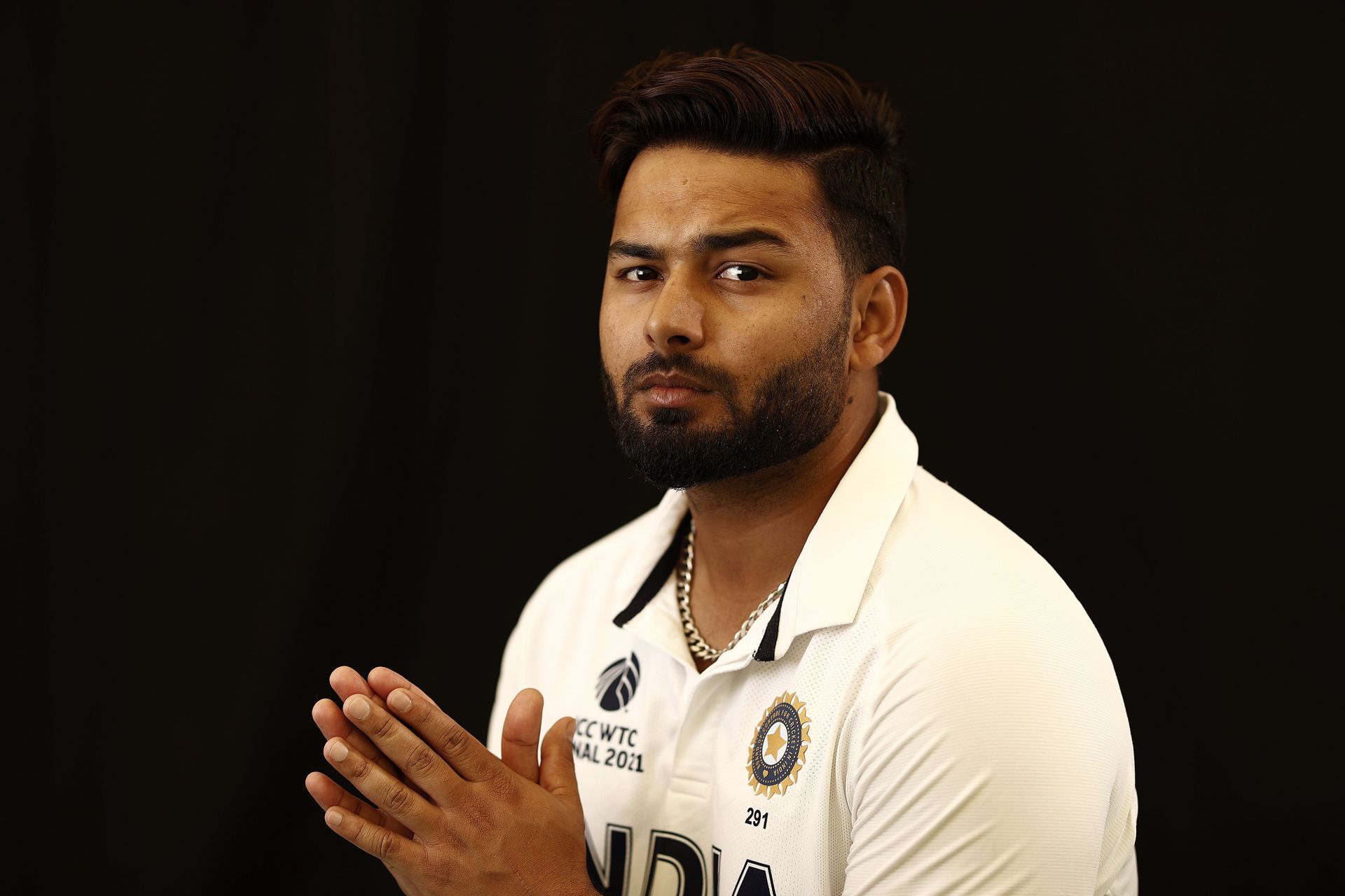 [Watch] Rishabh Pant bowls in the inaugural match of Delhi Premier