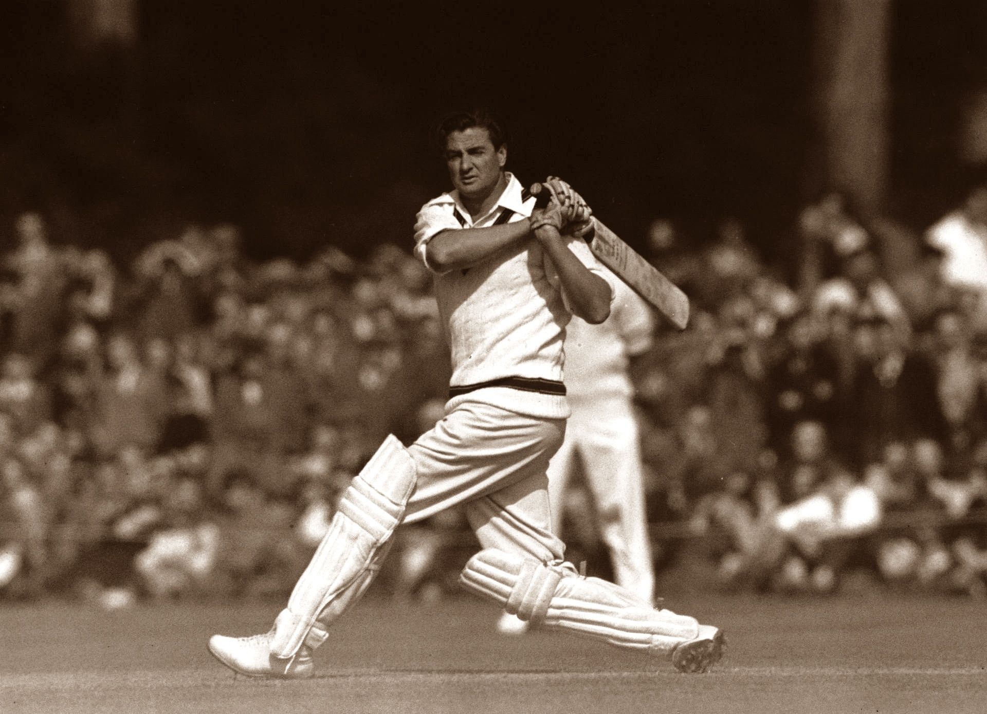 Legendary Australian all-rounder Keith Miller (Image Credits: Getty Images)