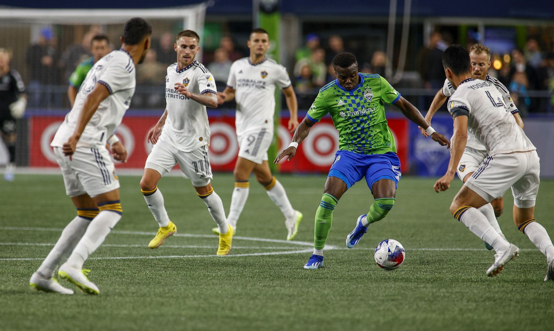 SOCCER: OCT 04 MLS - Seattle Sounders FC vs LA Galaxy - Source: Getty