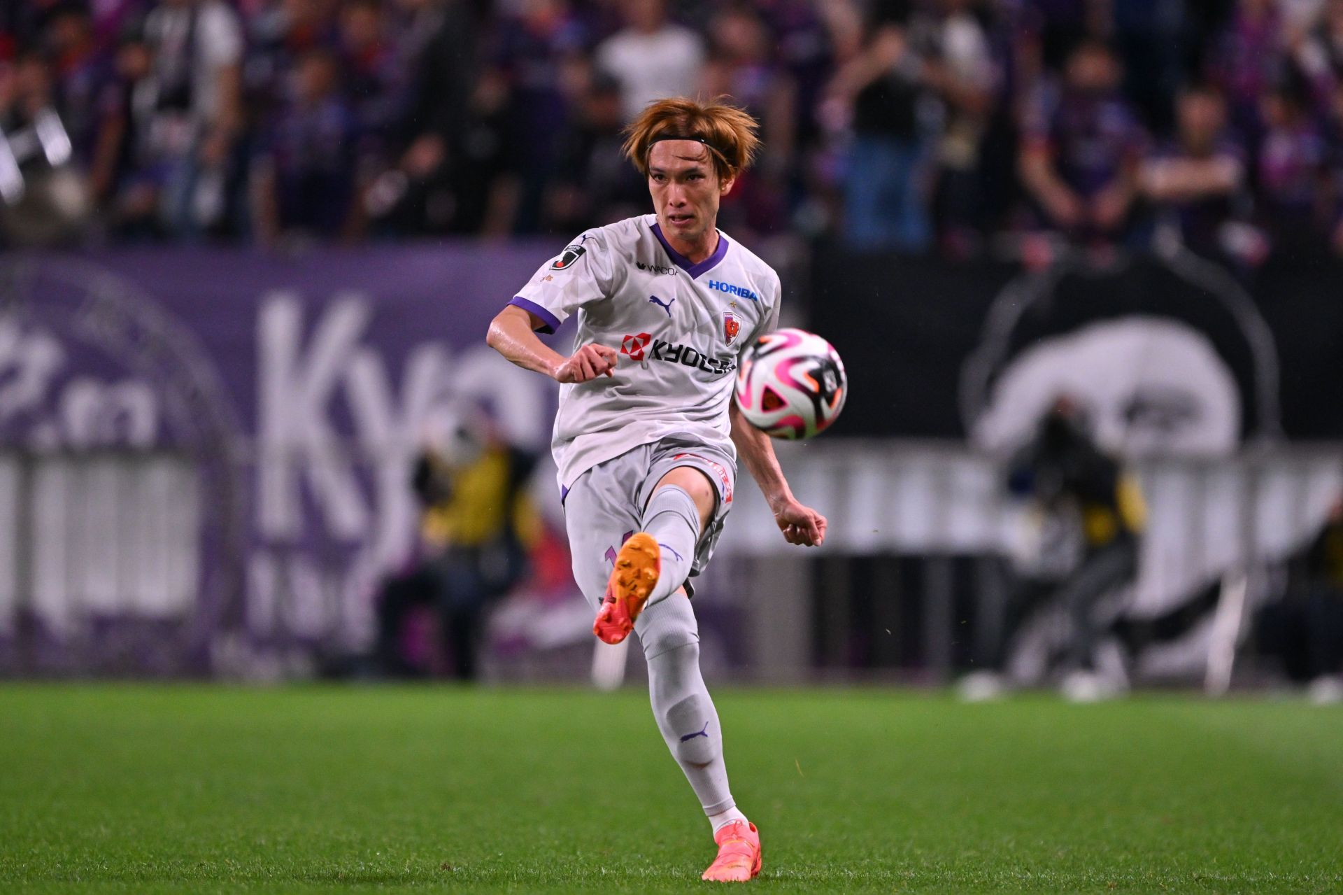 Urawa Red Diamonds v Kyoto Sanga F.C. - J.LEAGUE MEIJI YASUDA J1 - Source: Getty