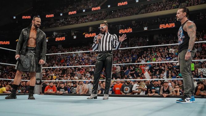 WWE के 'सबसे बड़े सुपरस्टार' ने SummerSlam 2024 में रेफरी बनने के कारण का किया खुलासा, दोनों दुश्मनों को लेकर दिया बहुत बड़ा बयान