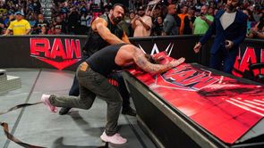 "मैं उनका करियर खत्म कर दूंगा" - WWE Bash In Berlin में मैच से पहले दिग्गज को मिली धमकी