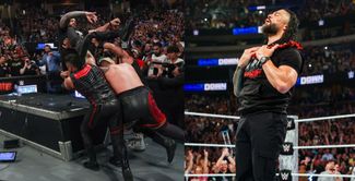 3 कारण क्यों रोमन रेंस को WWE में सोलो सिकोआ की नई ब्लडलाइन से अकेले ही लड़ना पड़ सकता है