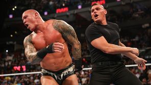 3 चीजें जो रैंडी ऑर्टन के WWE Bash in Berlin 2024 में 15वींं बार चैंपियन बनने के बाद हो सकती हैं