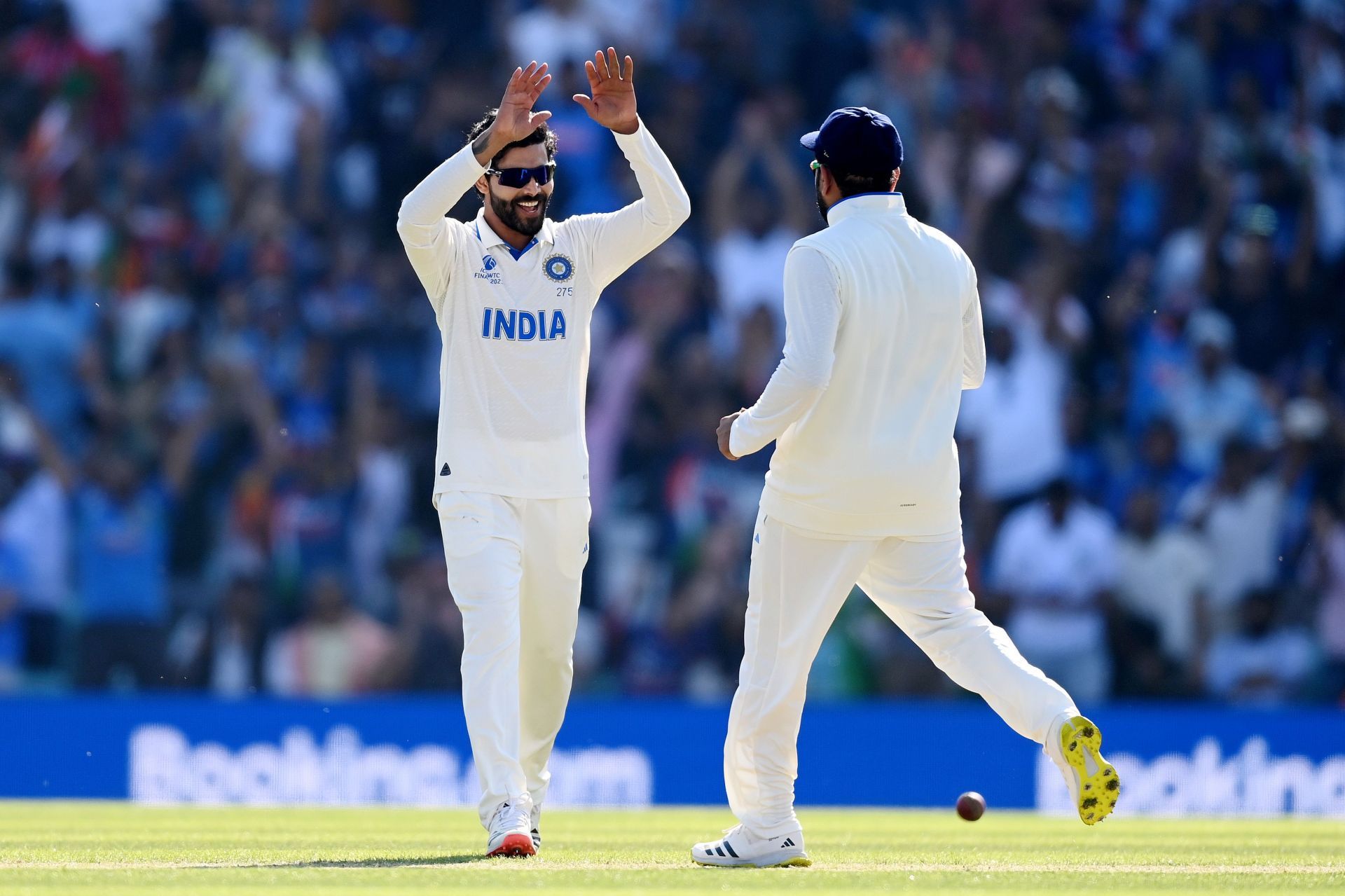 Ravindra Jadeja (left) has an impressive record in Test cricket. (Image Credits: Getty Images)