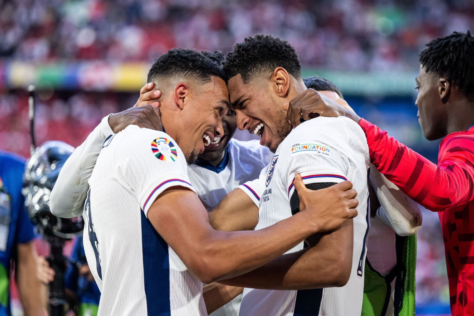 Trent Alexander-Arnold and Jude Bellingham