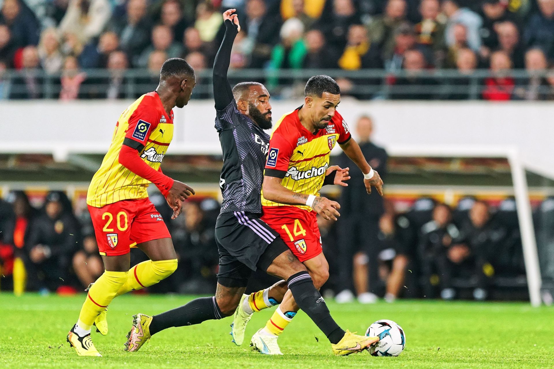 RC Lens v Olympique Lyon - Ligue 1 Uber Eats - Source: Getty