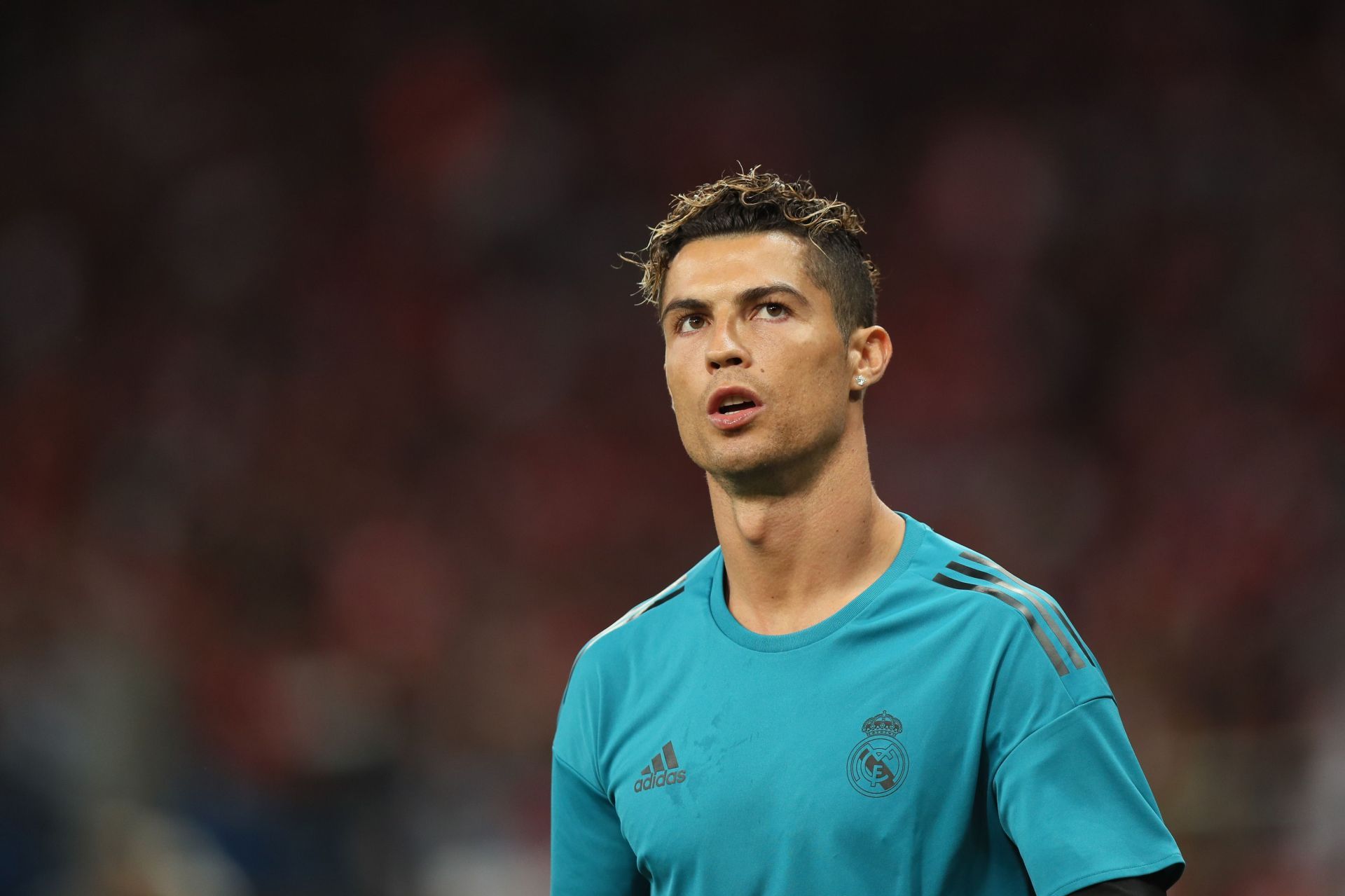 Cristiano Ronaldo warming up for Real Madrid