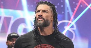 "दुनिया के बेस्ट स्टार..."- WWE दिग्गज ने Roman Reigns की तारीफ के बांधे पुल