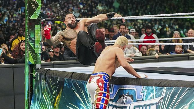 WWE में Roman Reigns की बादशाहत खत्म करने वाले दिग्गज ने रचा इतिहास, 'दोहरा शतक' किया पूरा