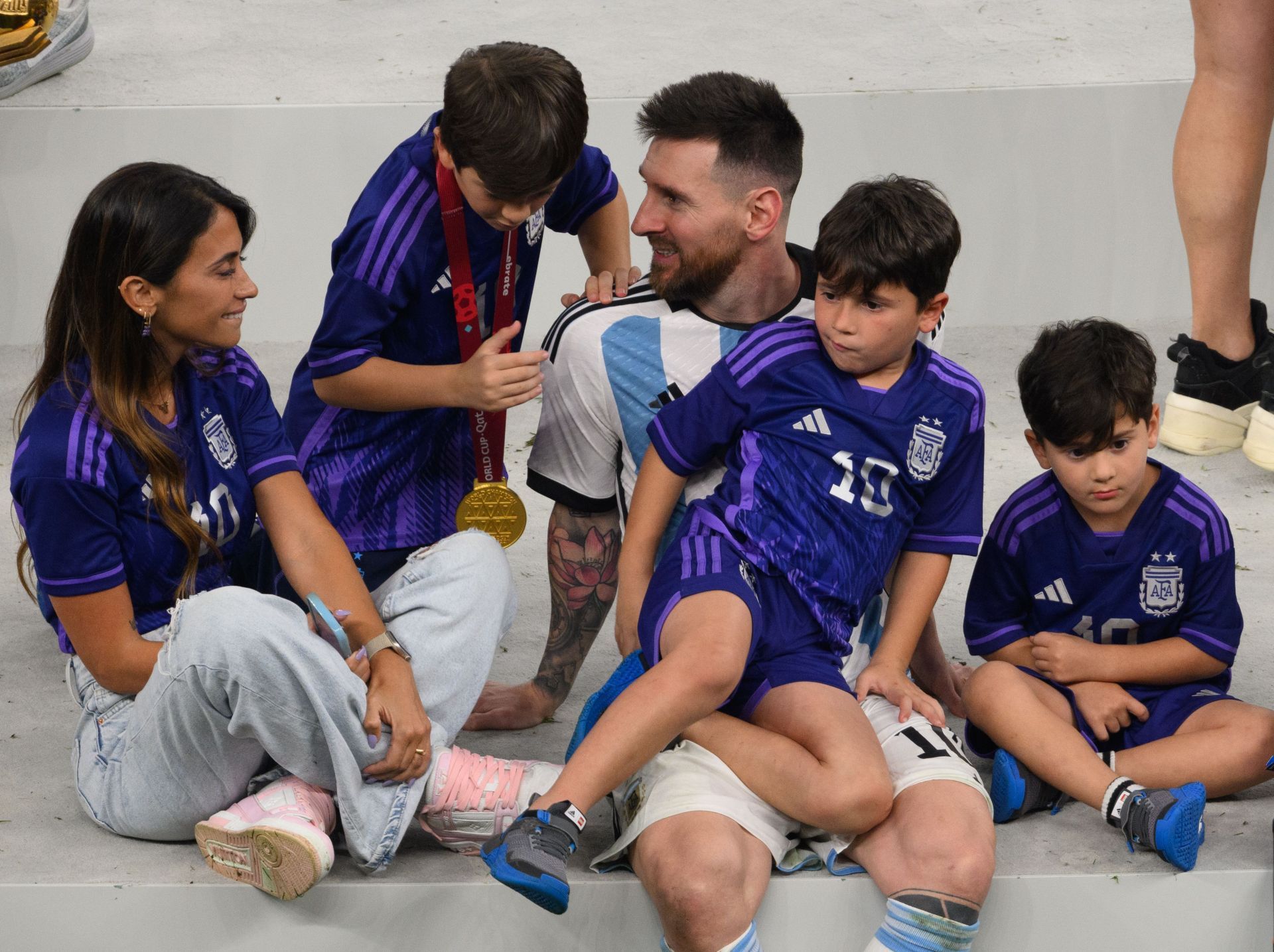 Lionel Messi, Antonela Roccuzzo and their three children - Source: Getty