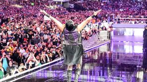 WWE के मौजूदा स्टार को एक मिनट के अंदर AEW रेसलर ने हराया, देखें मजेदार वीडियो