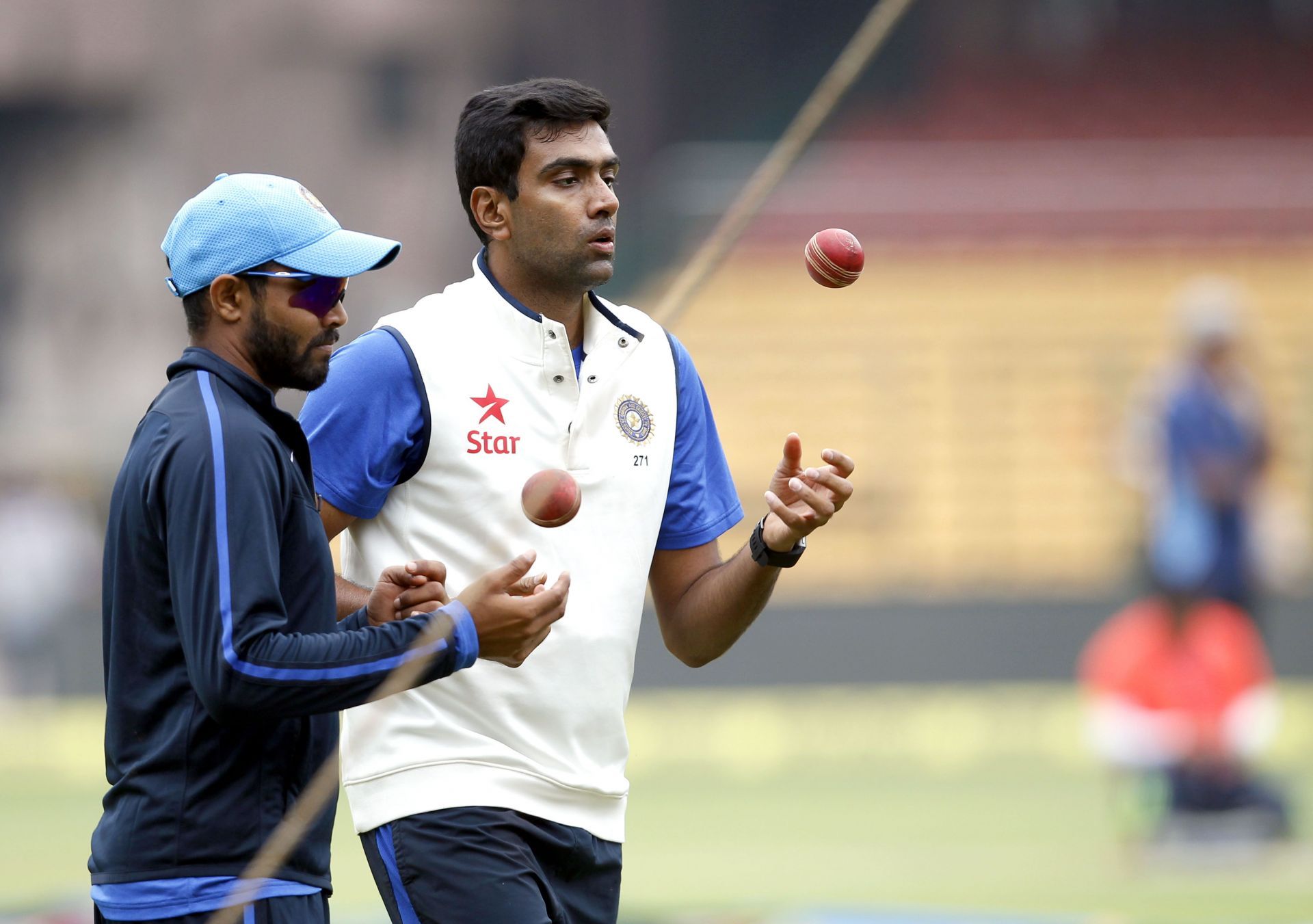 Ravichandran Ashwin (R) and Ravindra Jadeja (Credits: Getty)