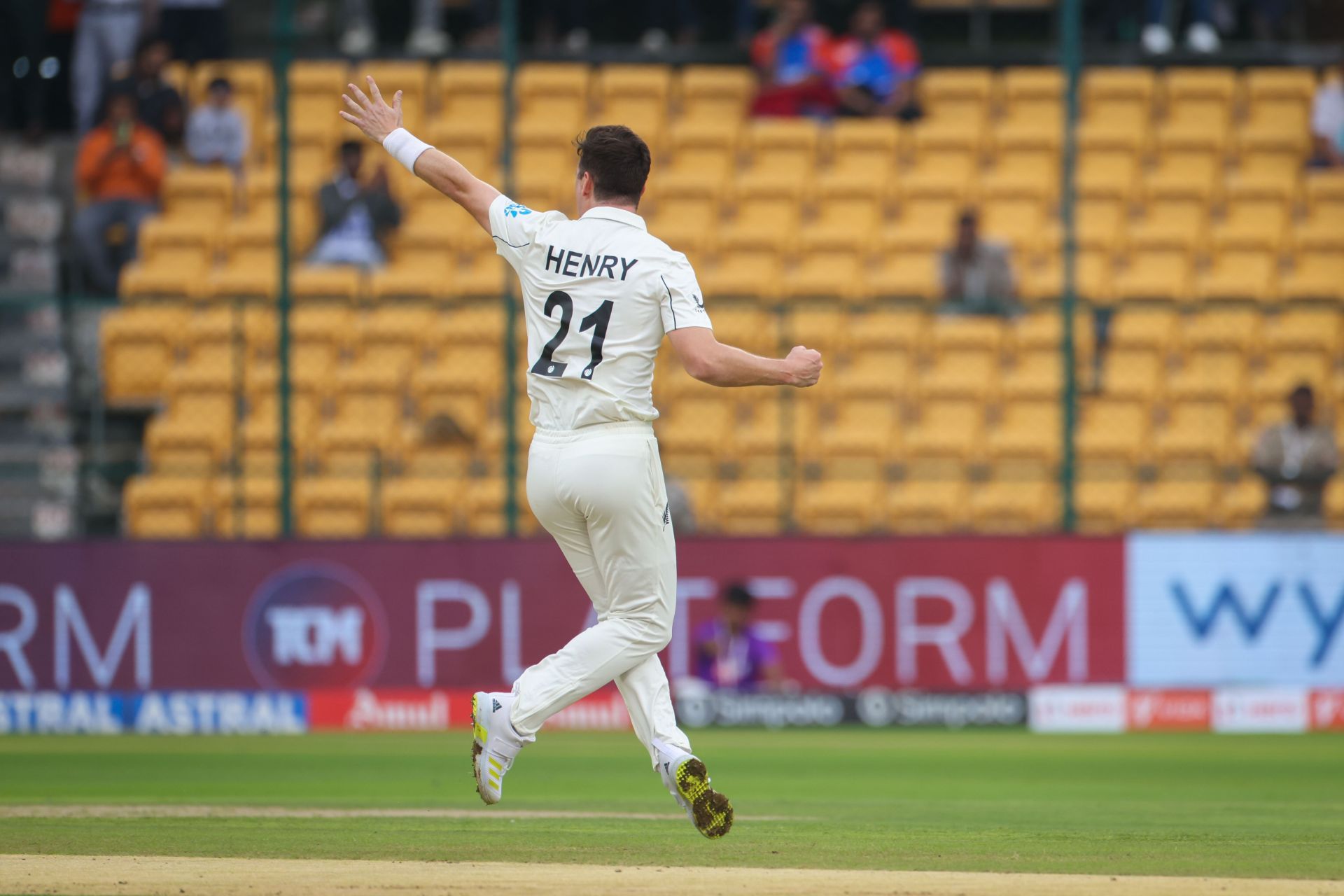 Matt Henry dismissed Sarfaraz Khan, making him the third bowler to strike this morning (File image via Getty)