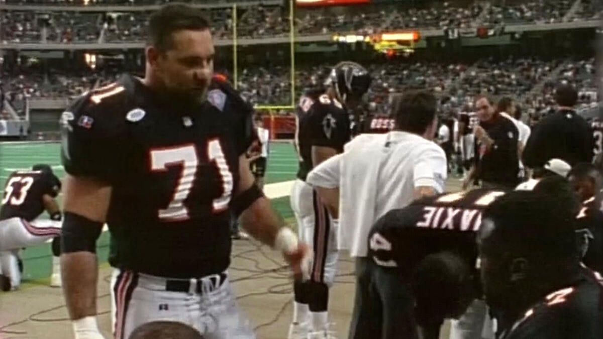 WWE Wrestlers Who Played in the NFL