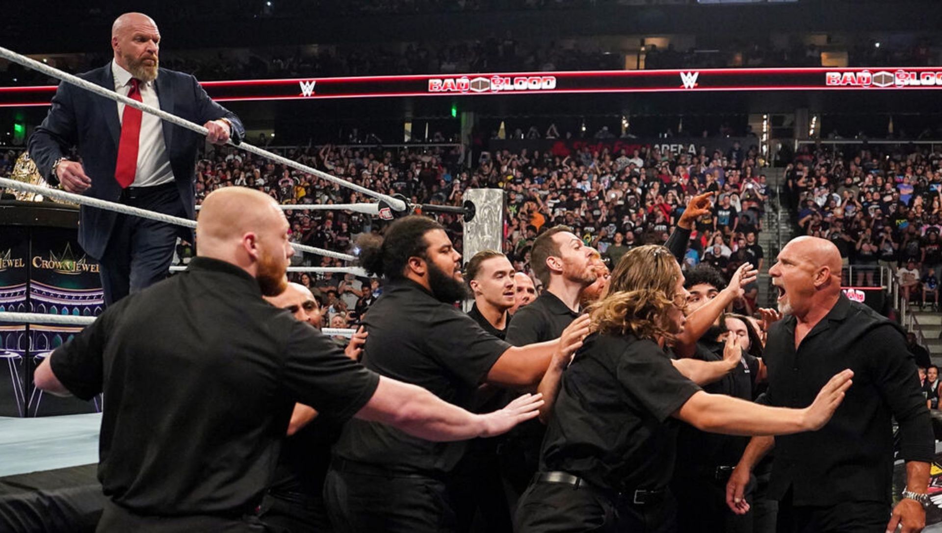 WWE दिग्गज ने गोल्डबर्ग के साथ तस्वीर डाली (Photo: WWE.com)