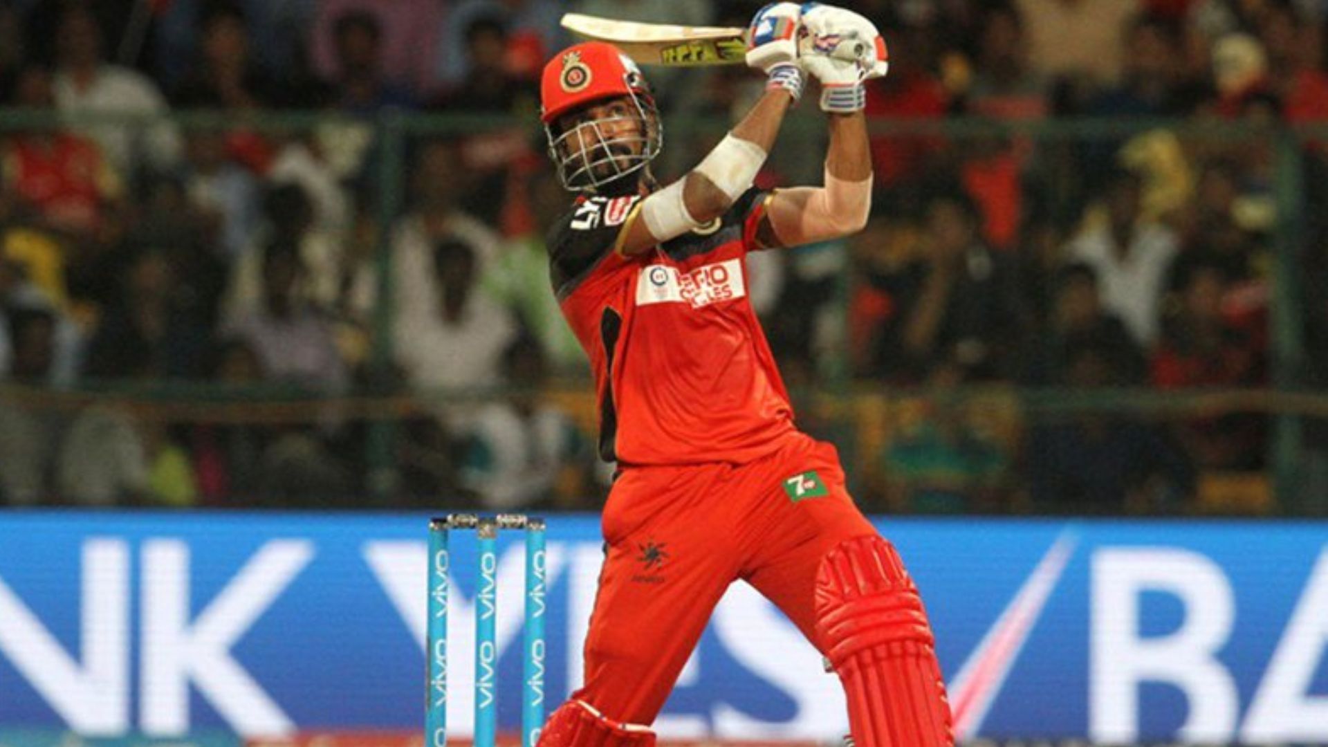 KL Rahul in action for RCB during IPL 2016 (Image Credits: Royal Challengers Bengaluru/X)