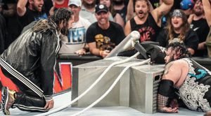 WWE Raw के लिए बड़ा ऐलान, खूंखार रेसलर का पूर्व चैंपियन से होगा सामना, मचेगा तहलका?