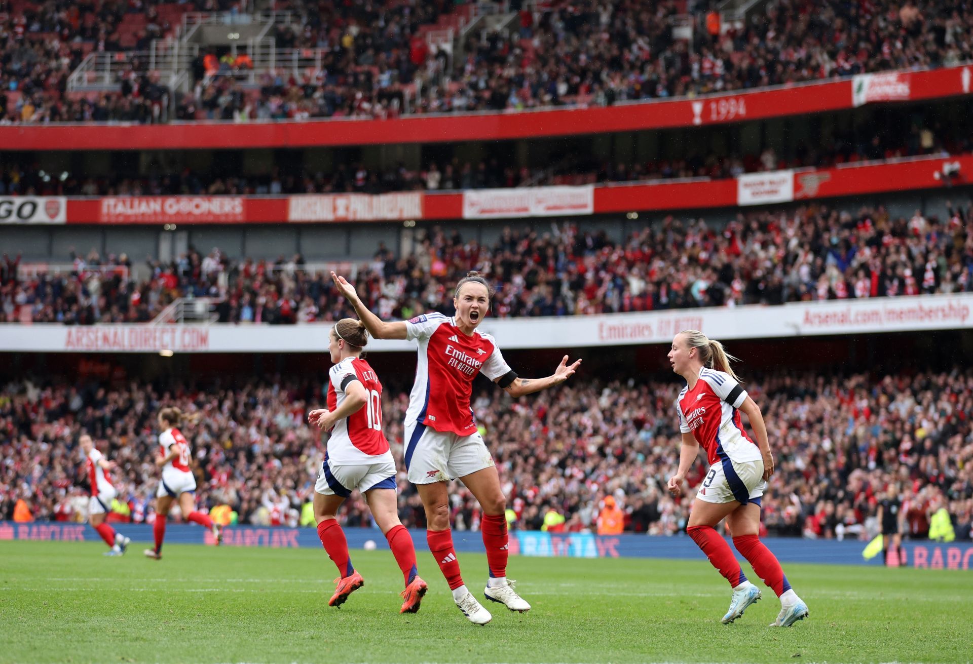 Arsenal v Chelsea - Barclays Women