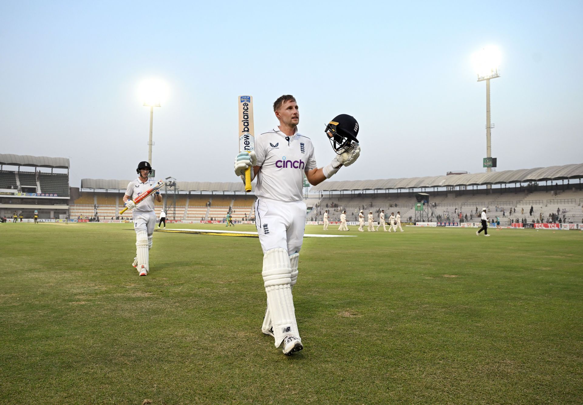 Pakistan v England - 1st Test Match: Day Three