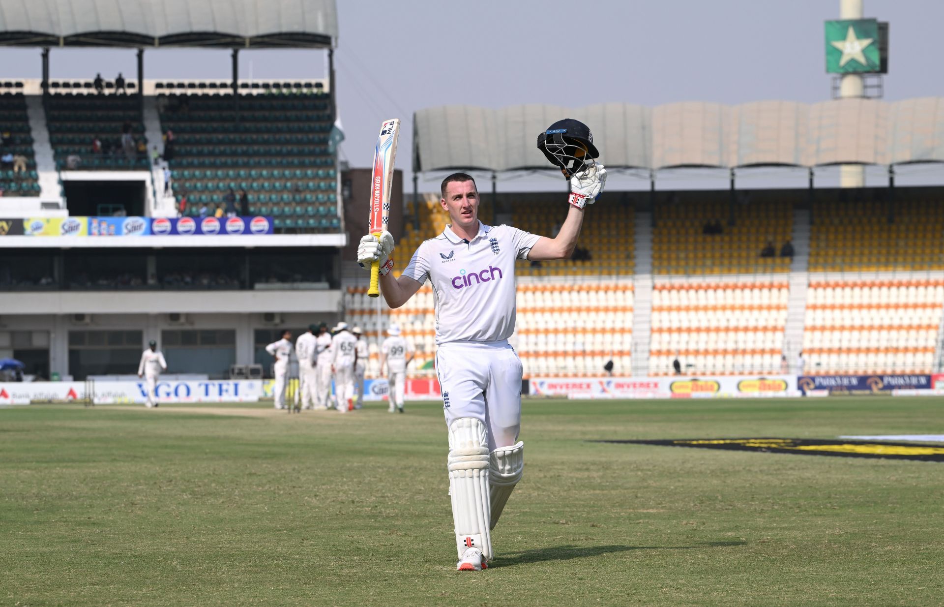 Pakistan v England - 1st Test Match: Day Four