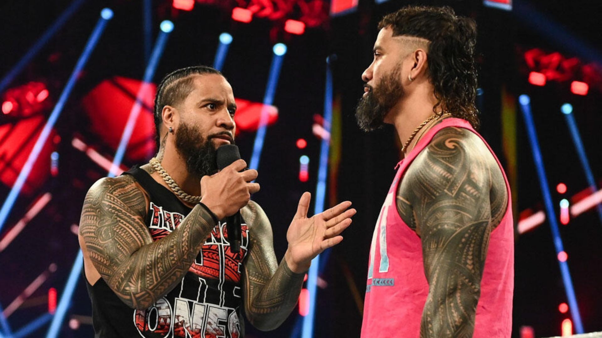 Jimmy Uso (left), Jey Uso (right) (Image Credits: WWE.com)