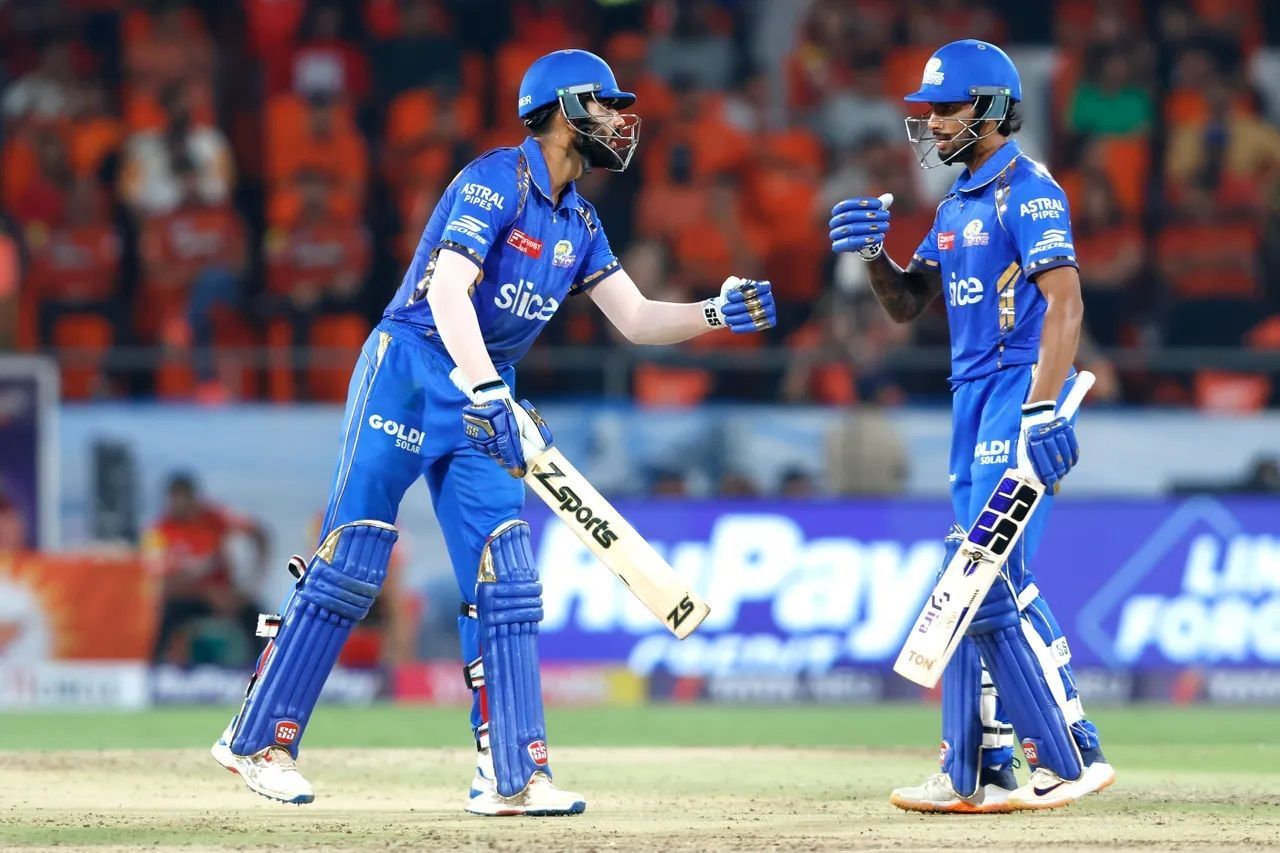 Naman Dhir (left) was one of the batters acquired by the Mumbai Indians at the IPL 2025 auction. [P/C: iplt20.com]