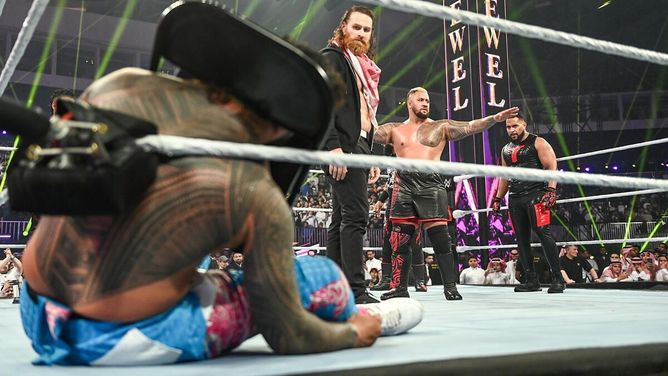 WWE Live Event रिजल्ट्स: Roman Reigns के भाई की लगातार चौथी हार, दिग्गज को चैंपियनशिप मैच में मिली शिकस्त, ब्लडलाइन का दिखा दम